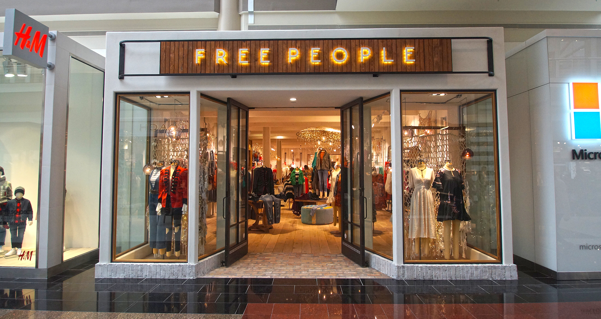 Free People — Galleria